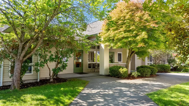 The Broadview Center | How Boutique Senior Living Cottages in Seattle Create a More Personalized Experience